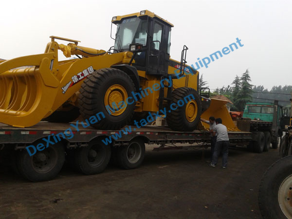 c鿴ԔϢ}Large loader transport xΔ1688